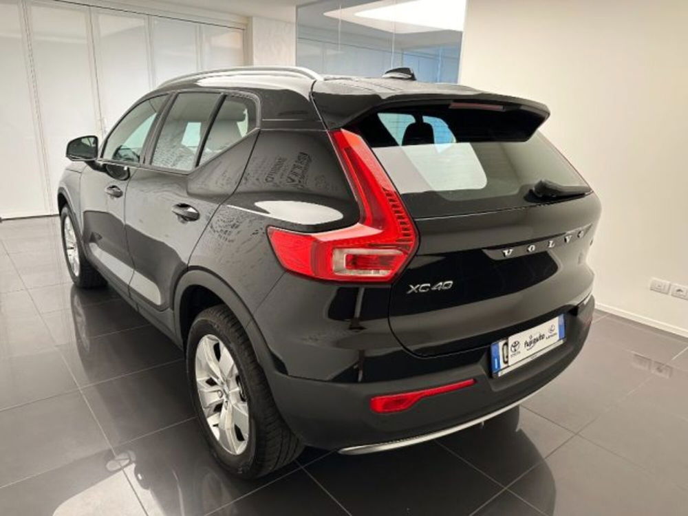 Volvo XC40 usata a Cuneo (4)