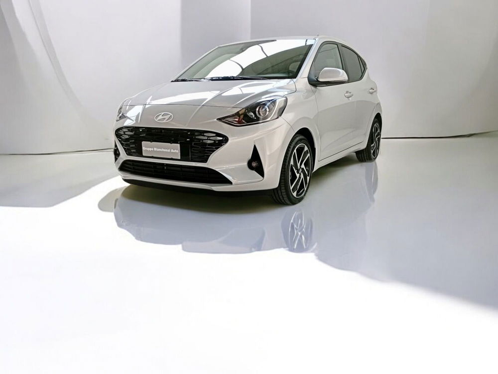 Hyundai i10 nuova a Cremona (2)