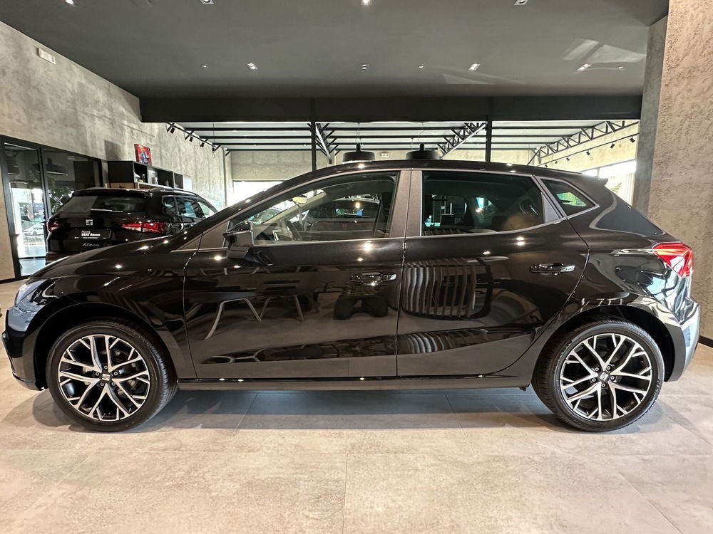 SEAT Ibiza nuova a Livorno (5)