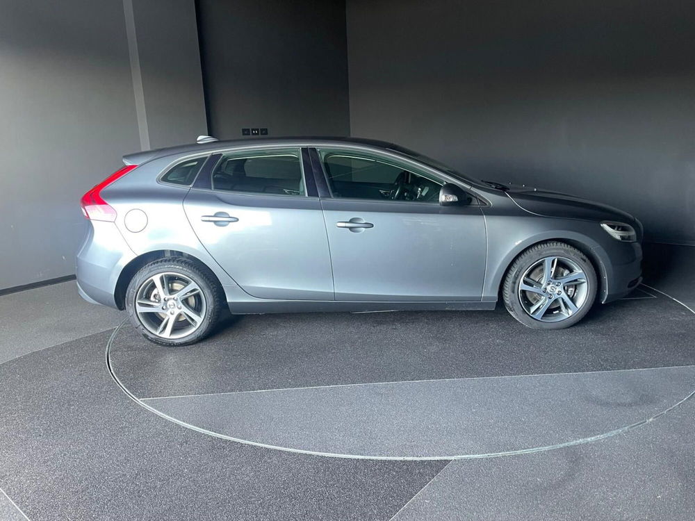 Volvo V40 usata a Bergamo (8)