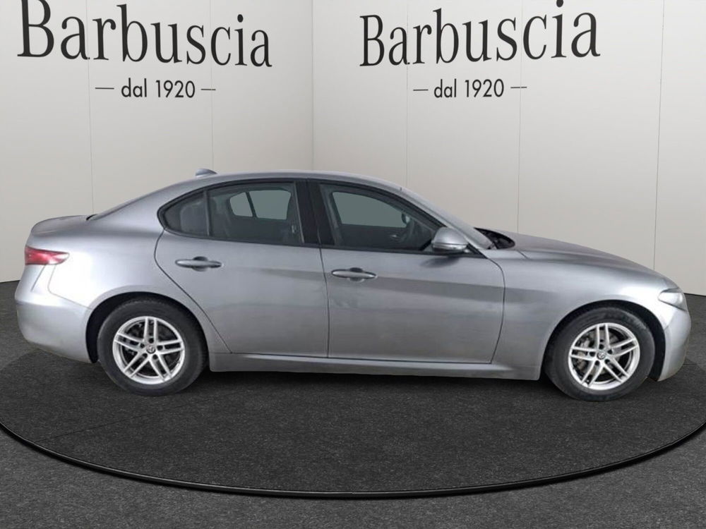 Alfa Romeo Giulia usata a Pescara (3)