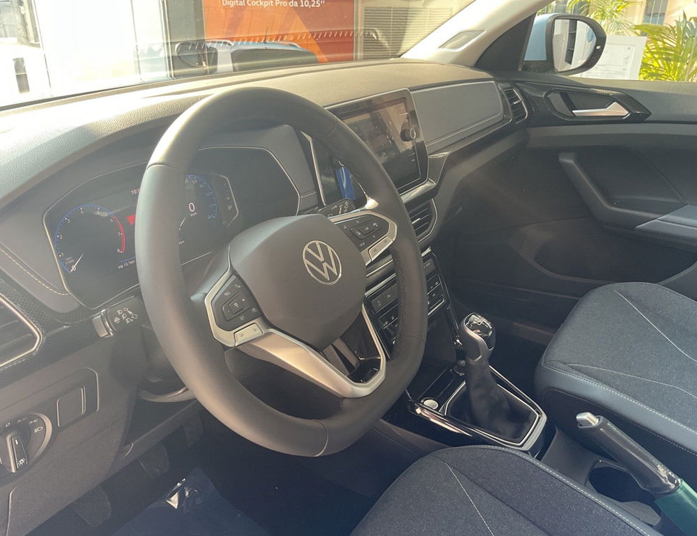 Volkswagen T-Cross nuova a Salerno (18)