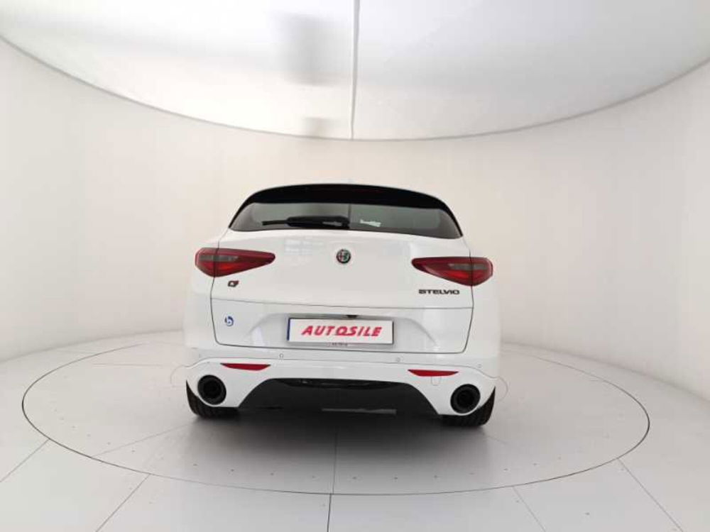 Alfa Romeo Stelvio usata a Treviso (5)