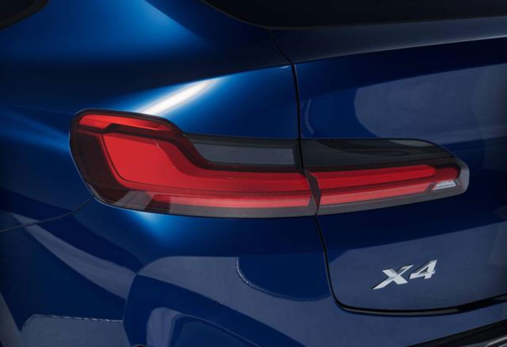 BMW X4 nuova a Modena (9)