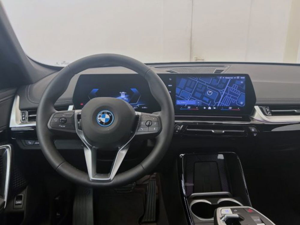 BMW iX1 nuova a Modena (7)