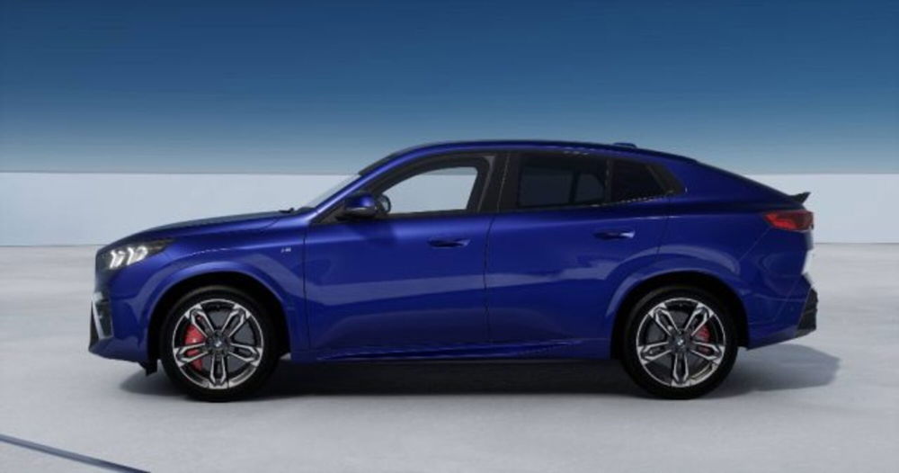 BMW X2 nuova a Modena (4)