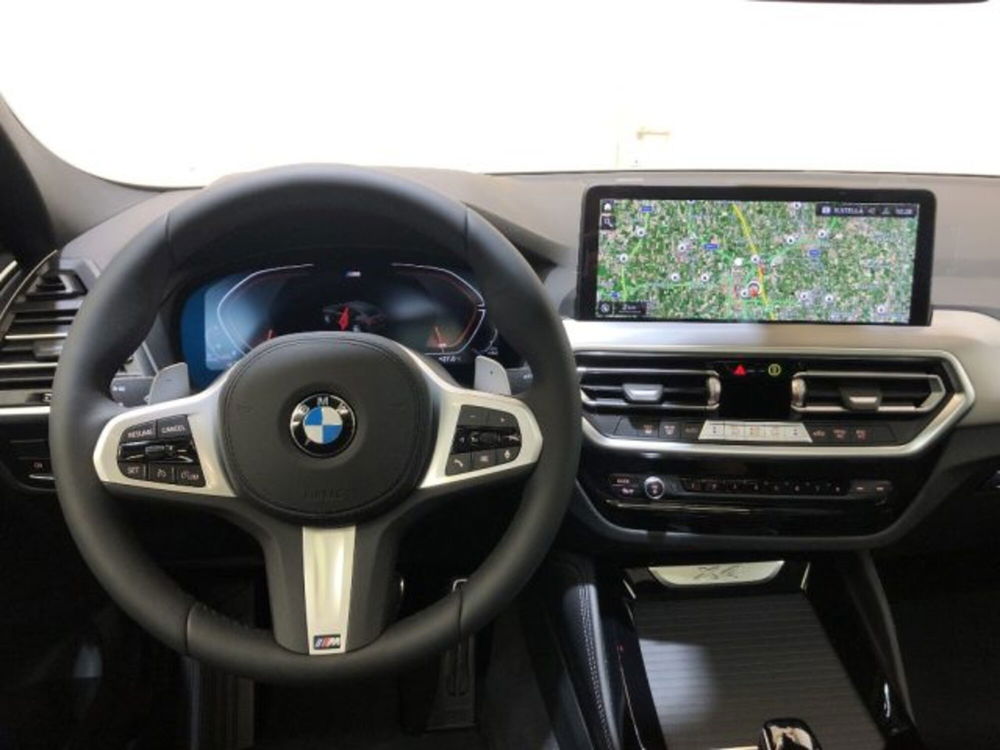 BMW X4 nuova a Modena (7)