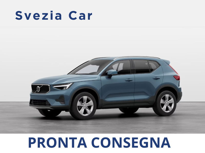 Volvo XC40 B3 automatico Core  nuova a Milano