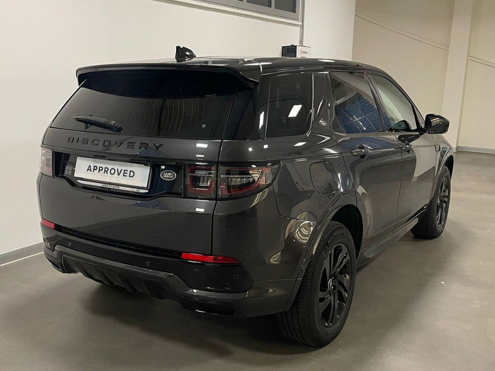 Land Rover Discovery Sport usata a Milano (2)