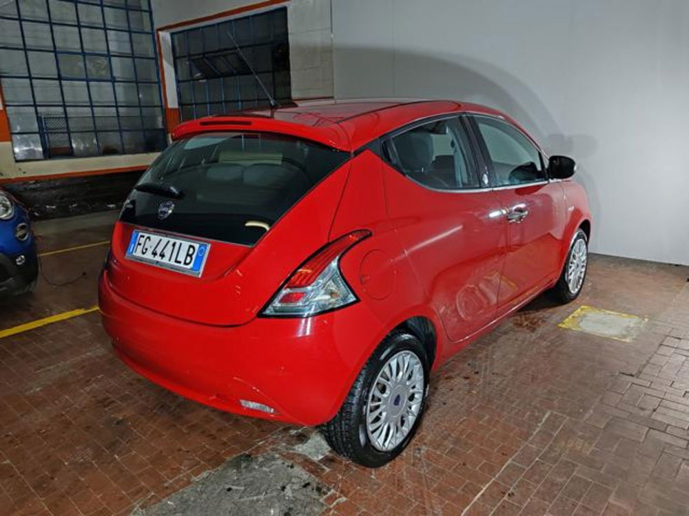 Lancia Ypsilon usata a Torino (6)