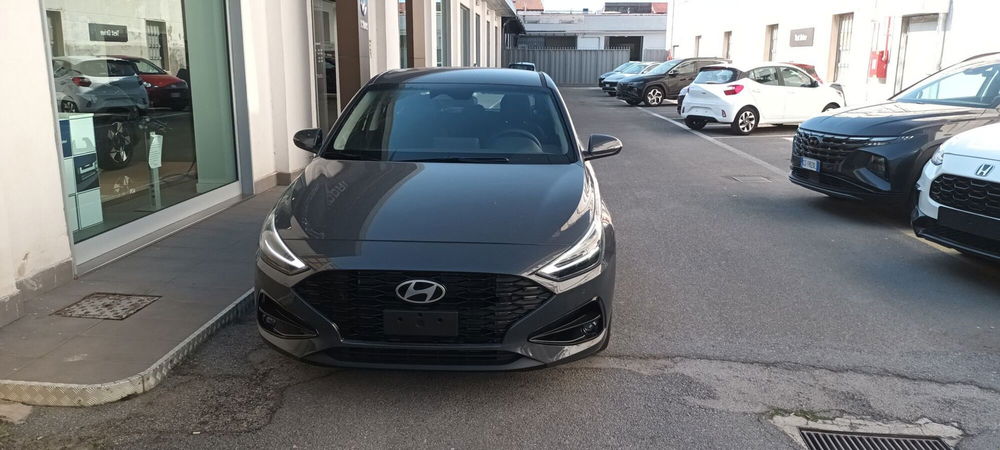 Hyundai i30 nuova a Napoli (2)