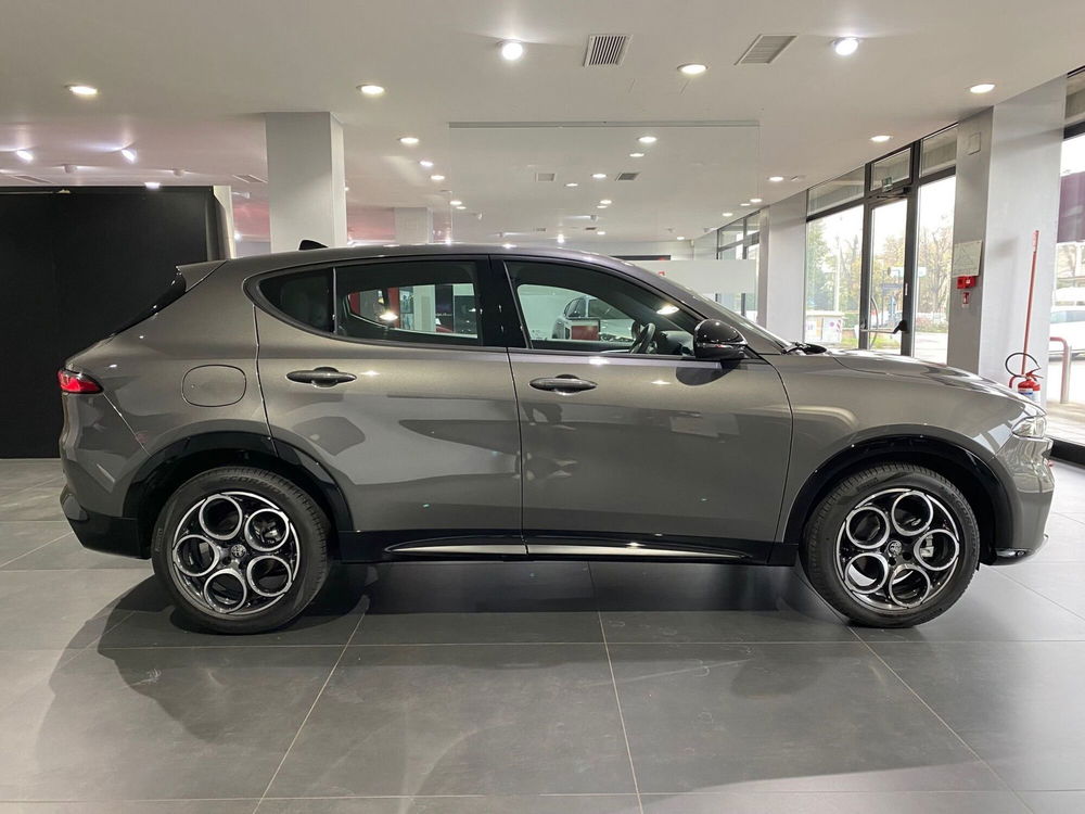 Alfa Romeo Tonale nuova a Reggio Emilia (6)