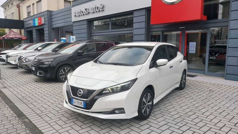 Nissan Leaf 40kWh Acenta 150cv del 2021 usata a Parma