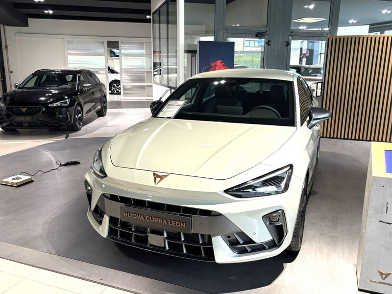 Cupra Leon Leon 1.5 hybrid 150cv dsg nuova a Ferrara