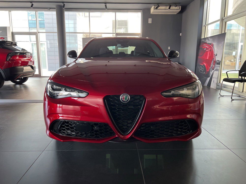 Alfa Romeo Giulia nuova a Pisa (2)