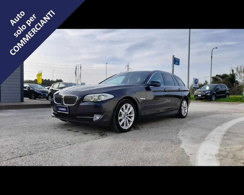 BMW Serie 5 Touring 520d  Business aut.  del 2013 usata a Ravenna