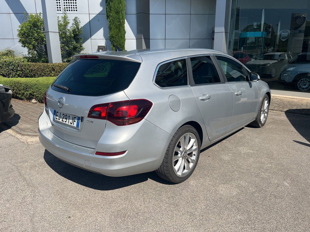 Opel Astra Station Wagon usata a Lucca (3)