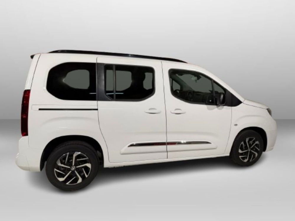 Toyota Proace City Verso nuova a Lecco (6)