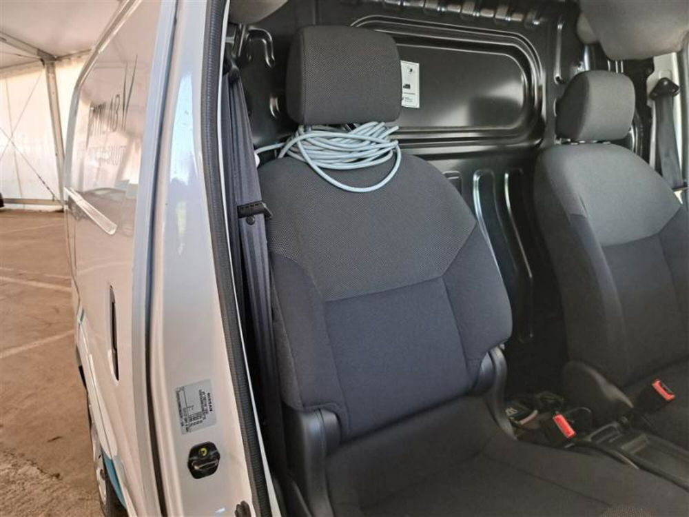 Nissan e-NV200 usata a Salerno (13)