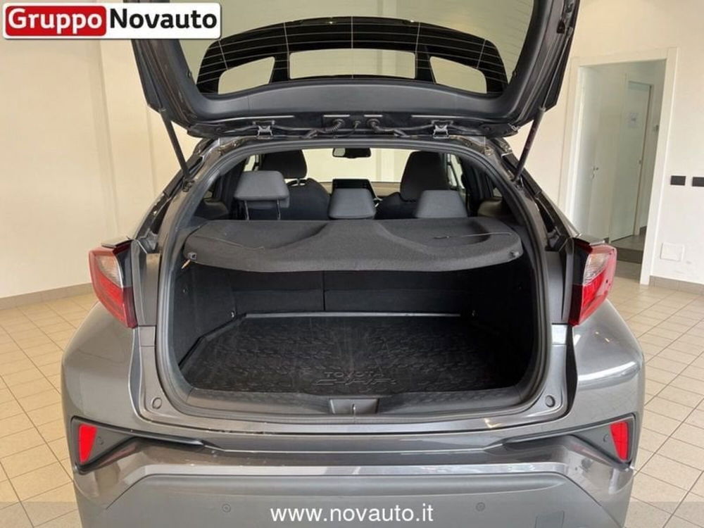 Toyota Toyota C-HR usata a Varese (10)