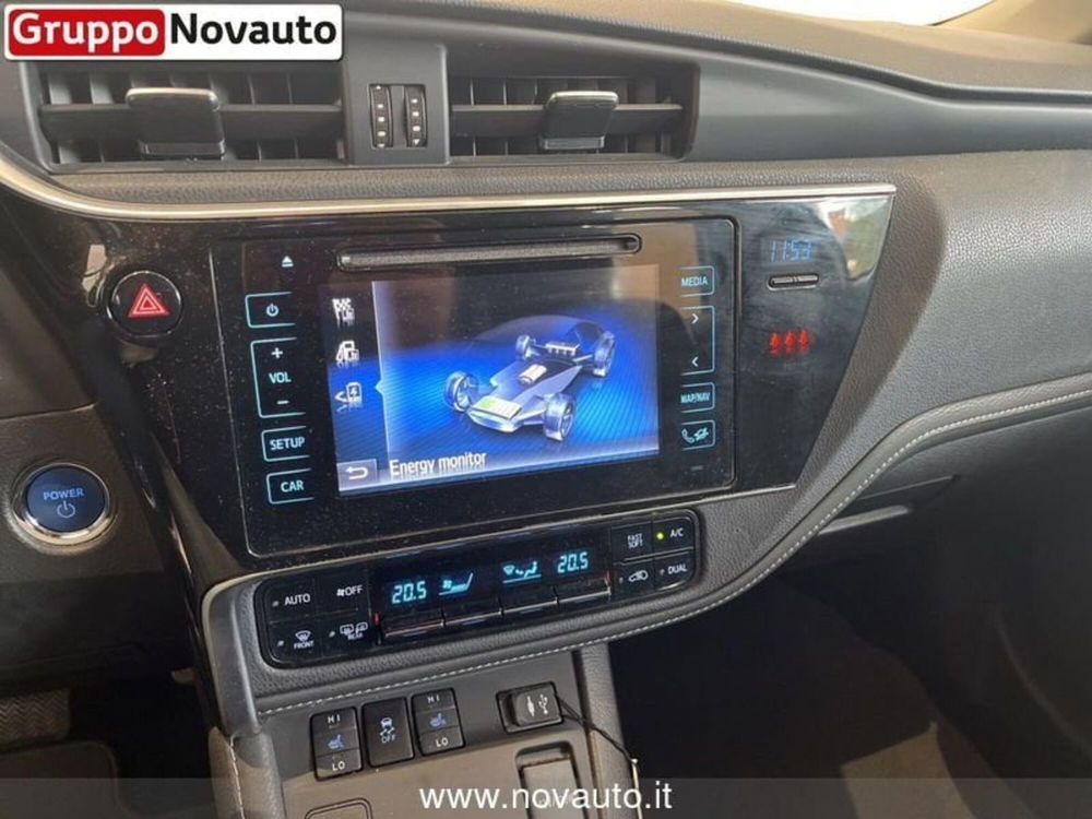 Toyota Auris usata a Varese (12)