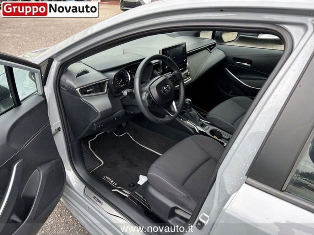 Toyota Corolla Touring Sports usata a Varese (10)