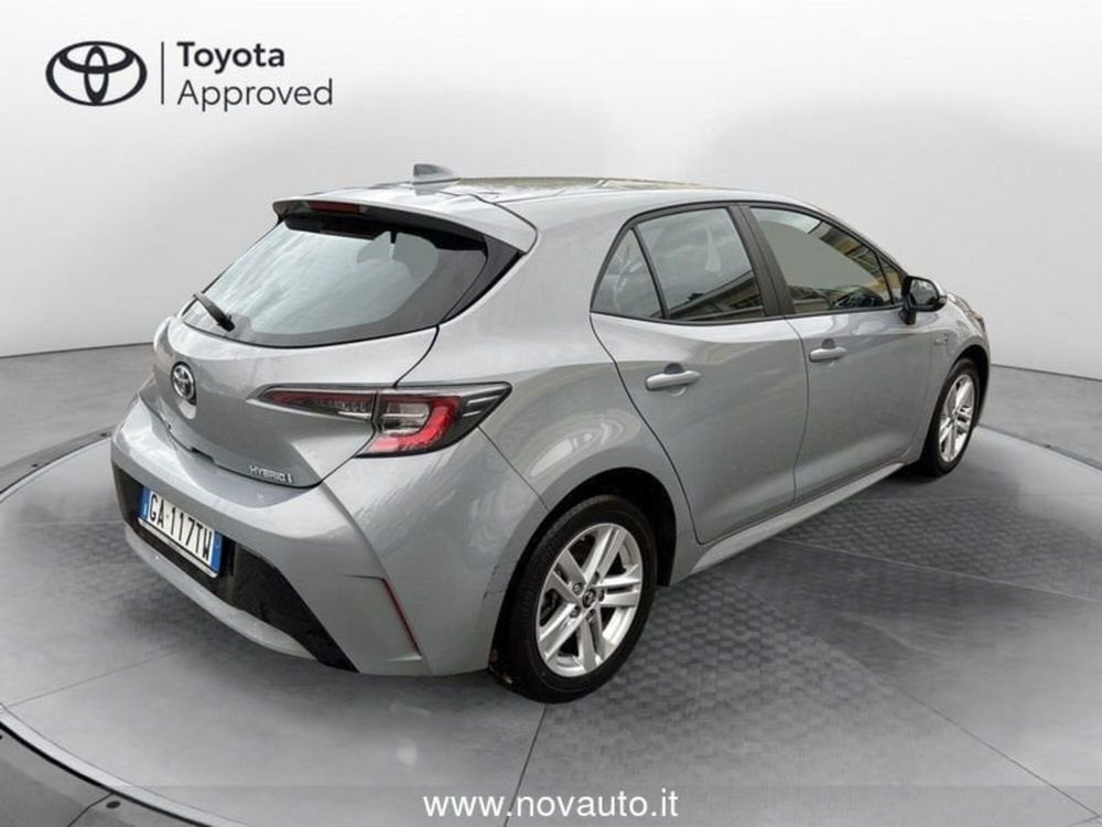 Toyota Corolla Touring Sports usata a Varese (5)