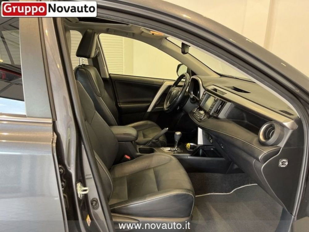 Toyota Rav4 usata a Varese (6)