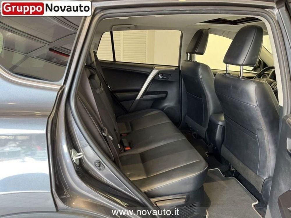 Toyota Rav4 usata a Varese (7)