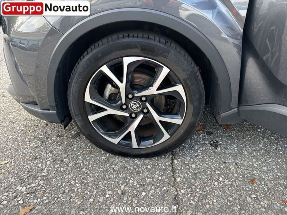 Toyota Toyota C-HR usata a Varese (11)