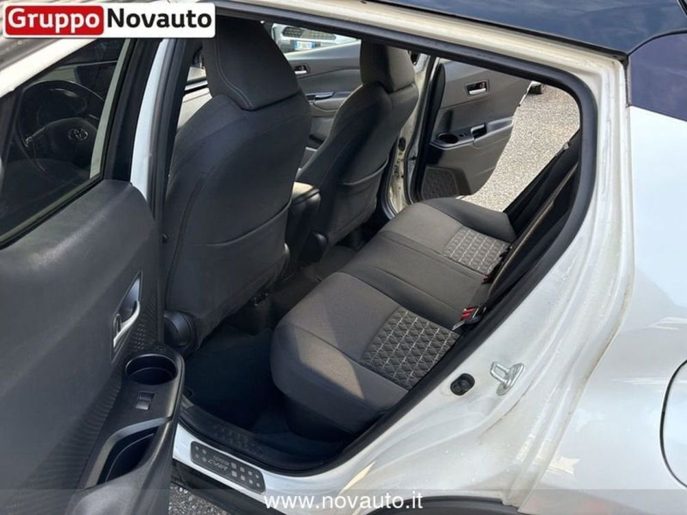 Toyota Toyota C-HR usata a Varese (11)