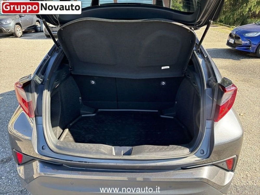 Toyota Toyota C-HR usata a Varese (10)