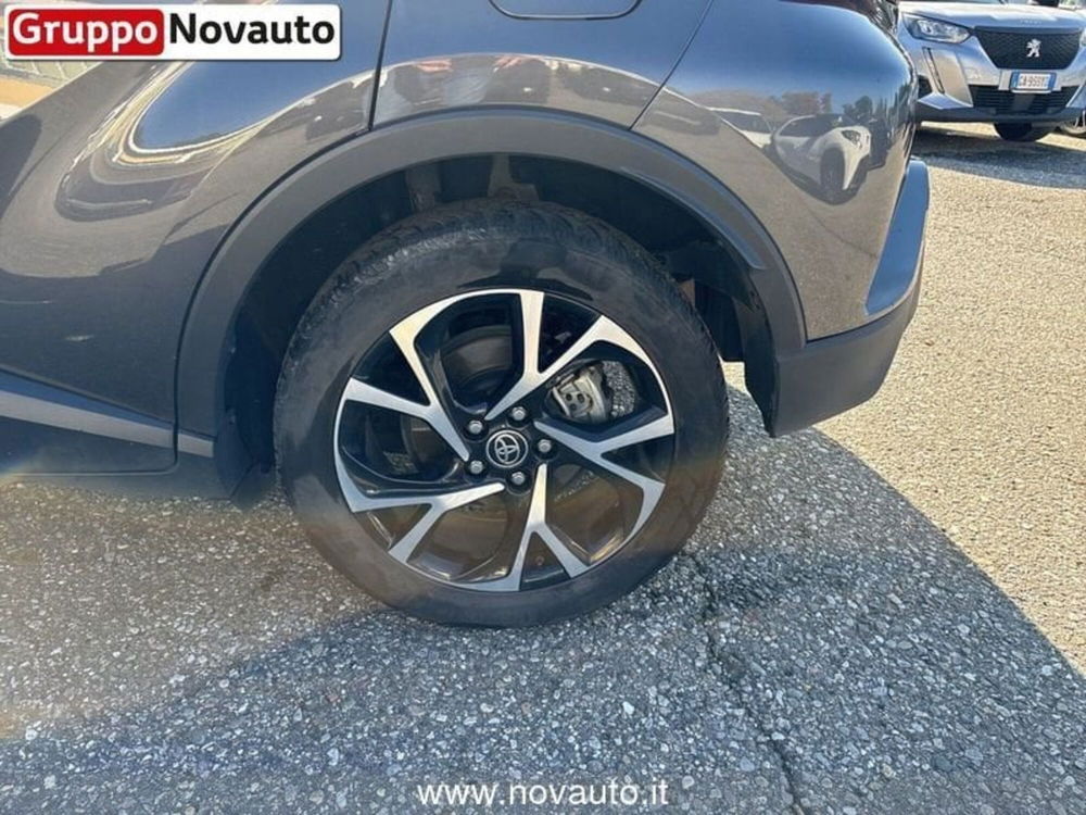 Toyota Toyota C-HR usata a Varese (15)