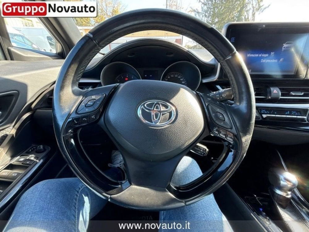 Toyota Toyota C-HR usata a Varese (18)