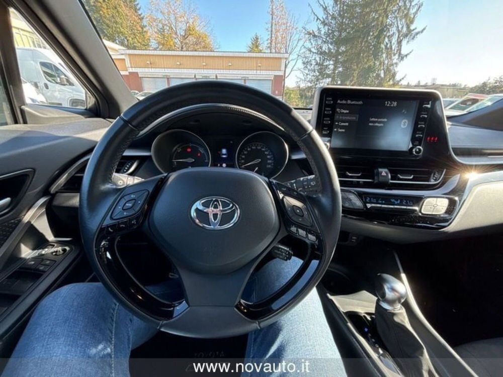 Toyota Toyota C-HR usata a Varese (16)