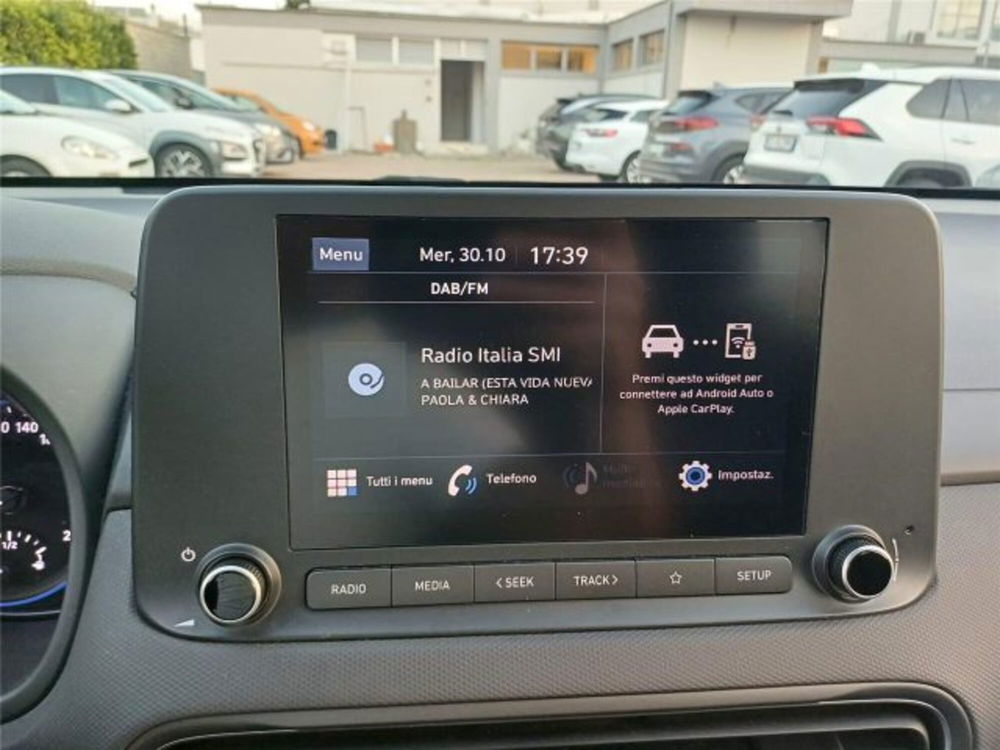 Hyundai Kona usata a Bari (17)