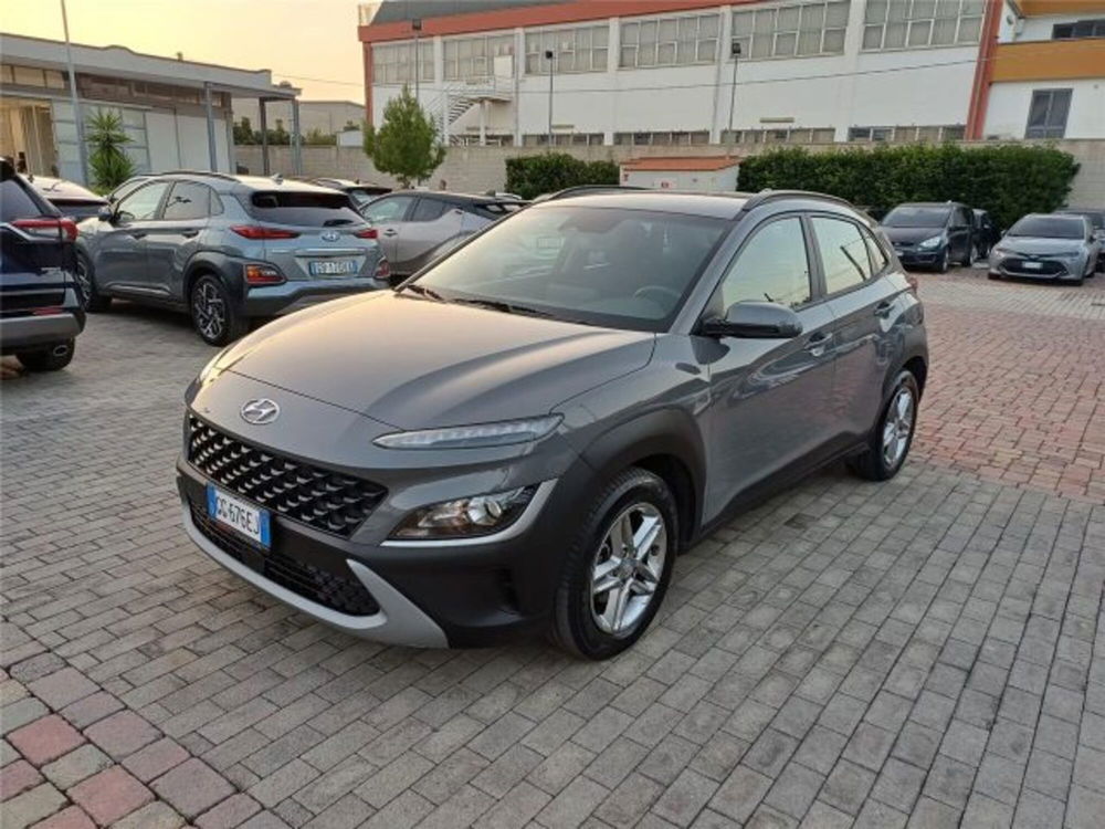 Hyundai Kona usata a Bari (3)