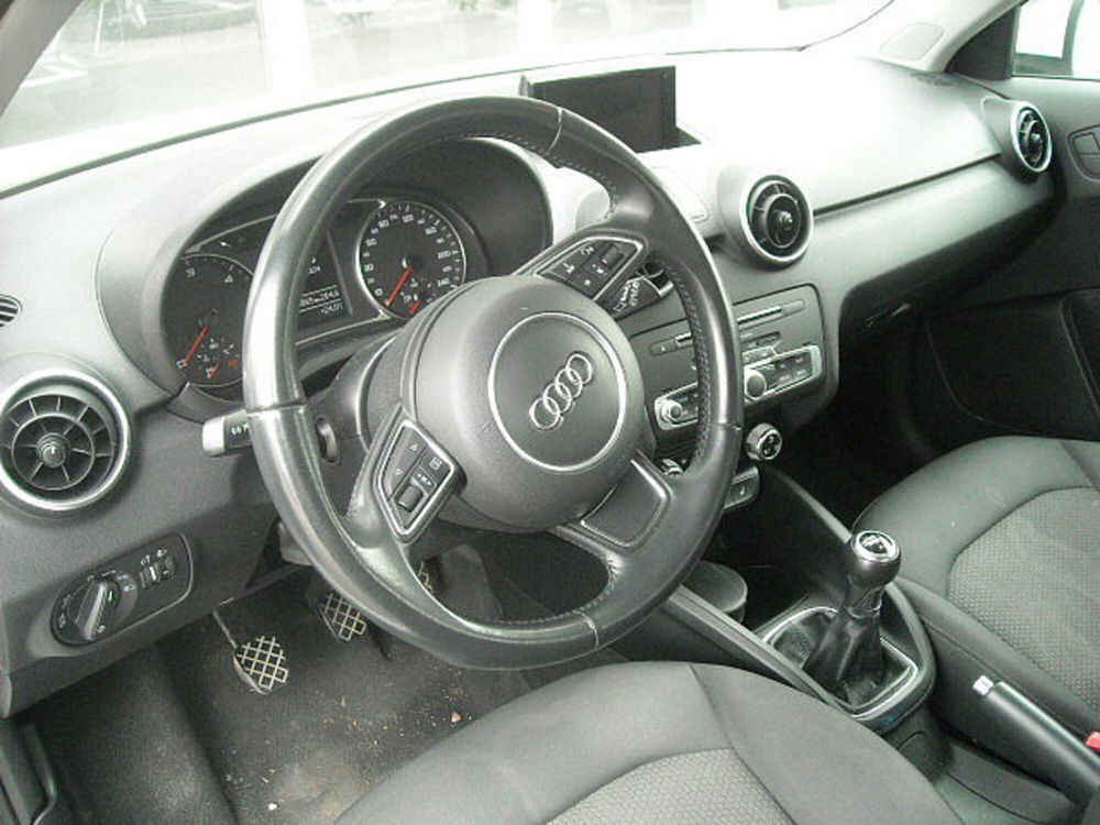 Audi A1 Sportback usata a Lucca (16)