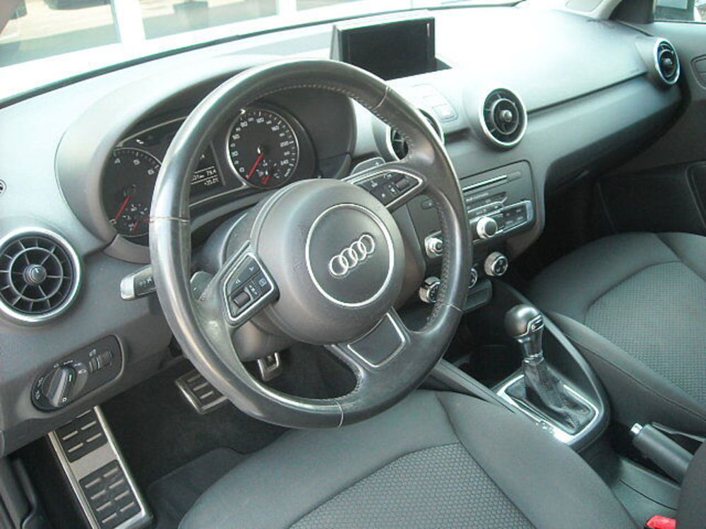 Audi A1 Sportback usata a Lucca (16)