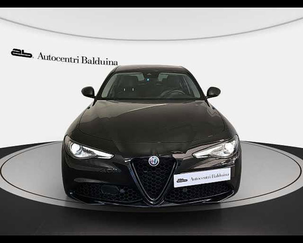 Alfa Romeo Giulia usata a Roma (2)