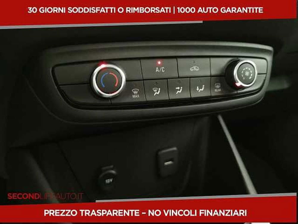 Opel Crossland nuova a Chieti (13)