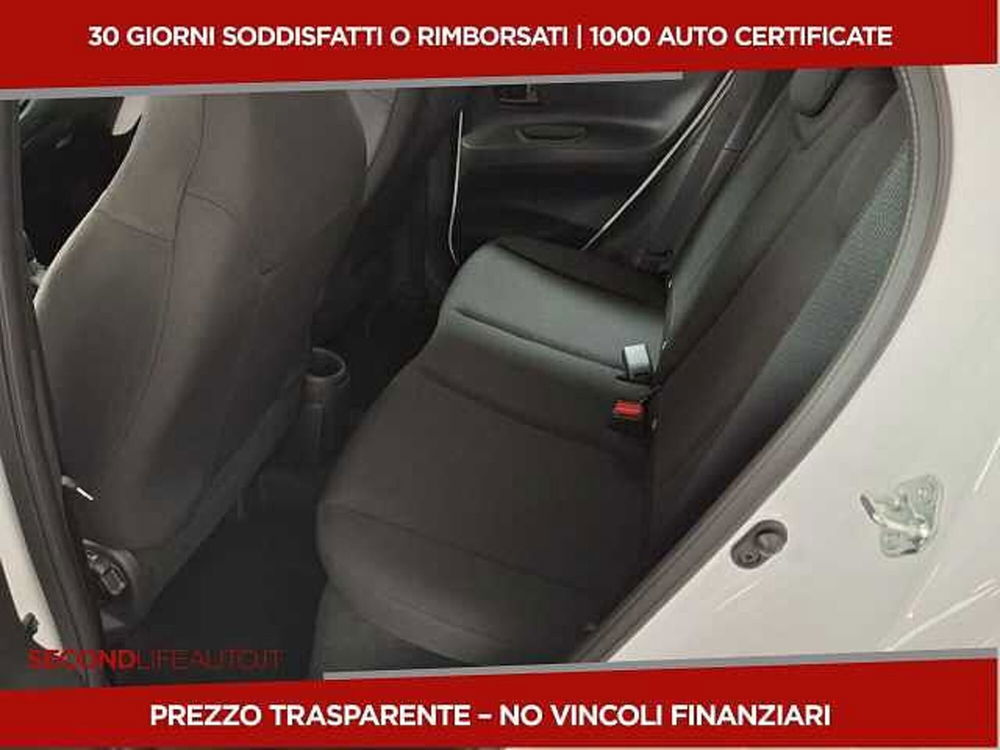 Toyota Aygo X nuova a Chieti (8)