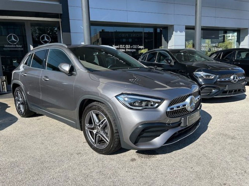 Mercedes-Benz GLA SUV usata a Potenza