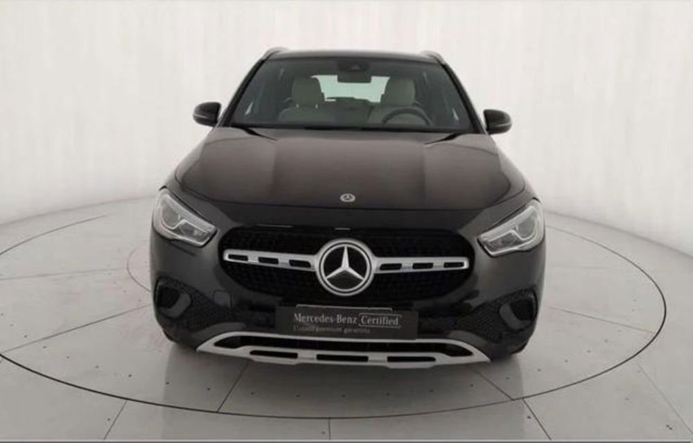 Mercedes-Benz GLA SUV usata a Napoli (2)