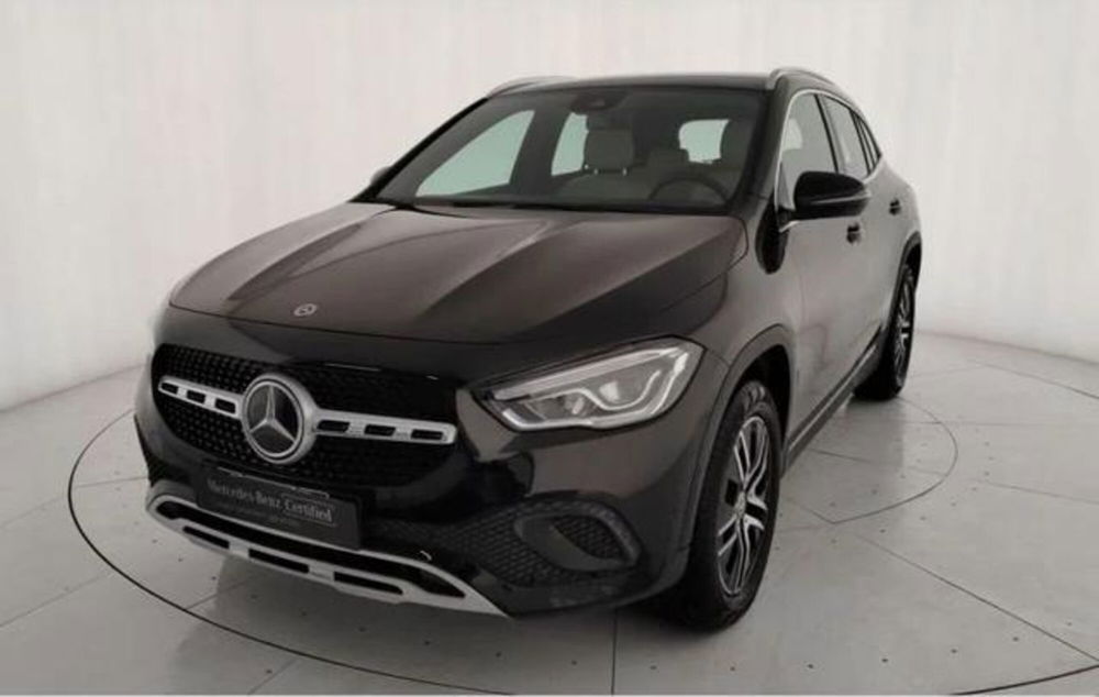 Mercedes-Benz GLA SUV usata a Napoli (3)