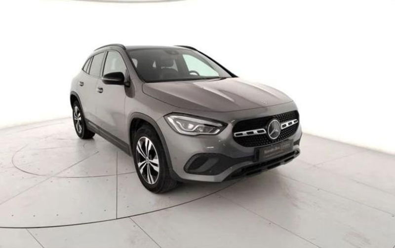 Mercedes-Benz GLA SUV 180 d Automatic Sport Plus del 2020 usata a Marigliano