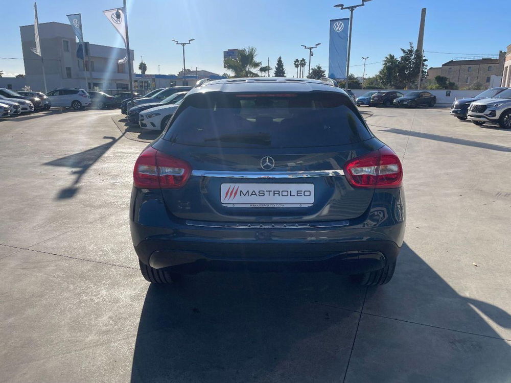 Mercedes-Benz GLA SUV usata a Lecce (13)