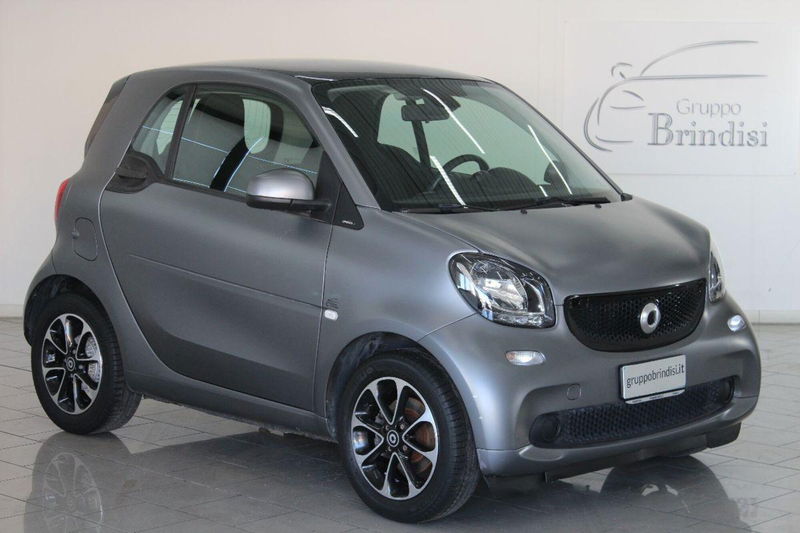 smart Fortwo 70 1.0 twinamic Passion  del 2017 usata a Potenza