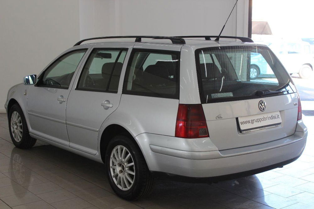 Volkswagen Bora Variant usata a Potenza (6)