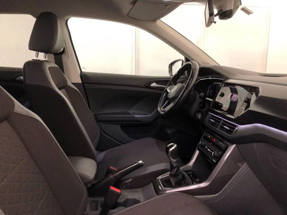 Volkswagen T-Cross usata a Torino (7)